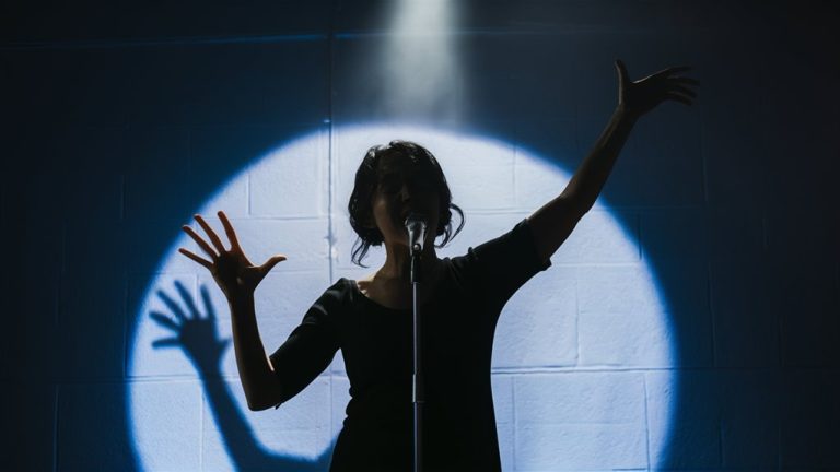 karaoke with hand movements
