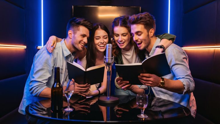 Go-To Romantic Karaoke Duets : With Friends